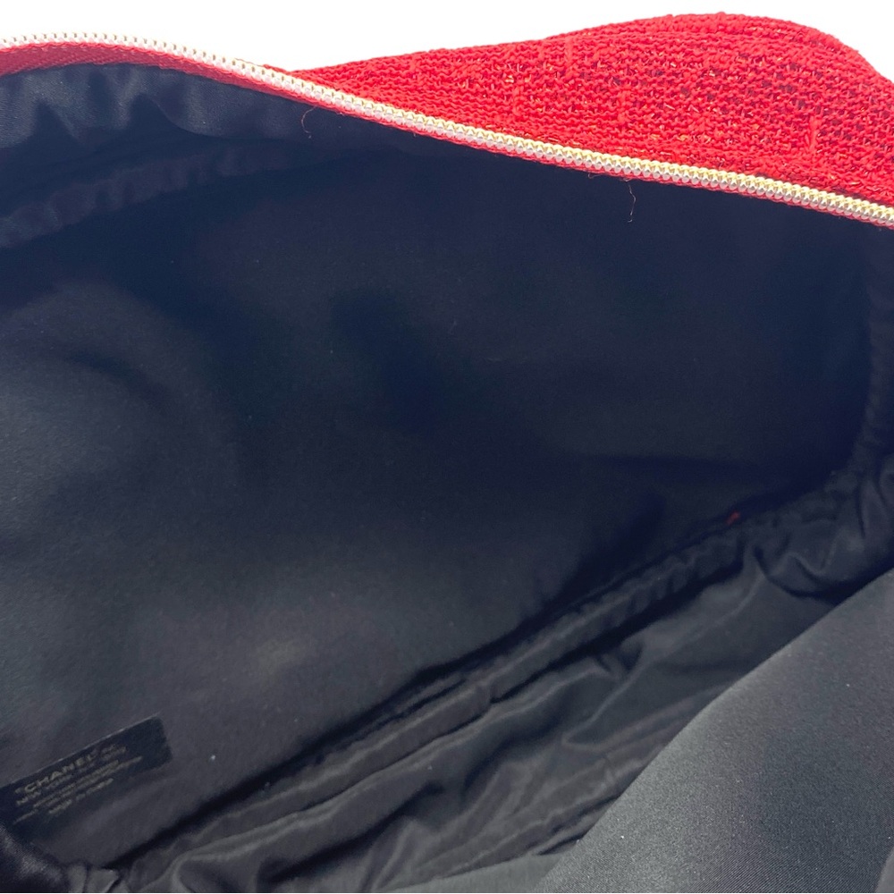 NEW Chanel Red Cosmetic Pouch Convertible Bag with Sparkle Finish Zipper Small - Picture 4 of 5